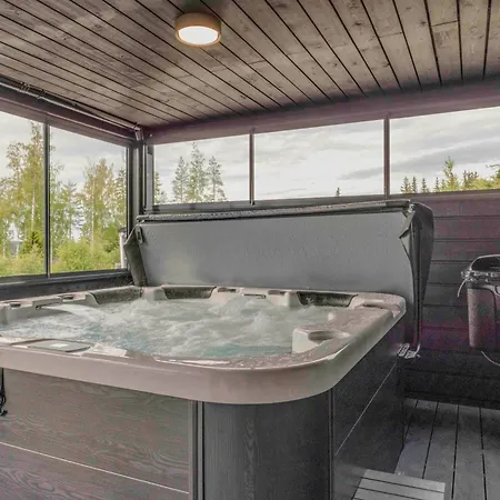 Helmi Incl Jacuzzi, Sauna, Near Arena And Golf Himos