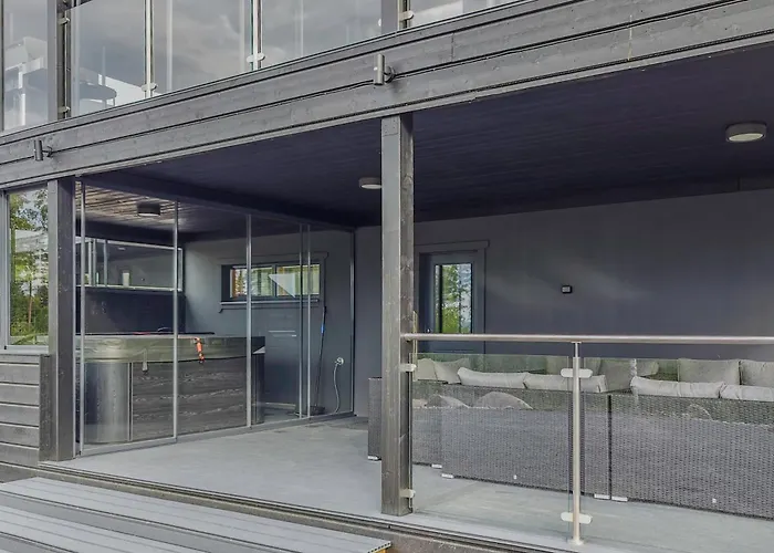 וילה Luksushuvila Helmi Himos